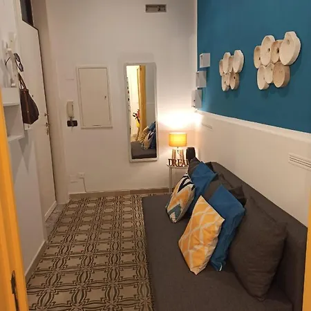 アパート Con Cortile A 30 Mt. Dal Mare