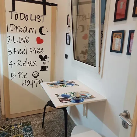 Con Cortile A 30 Mt. Dal Mare バーリ