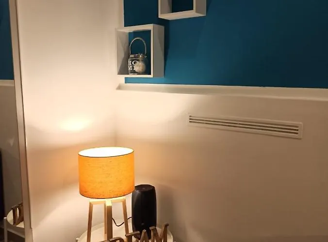 Con Cortile A 30 Mt. Dal Mare Bari